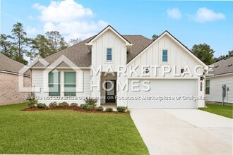 Building Photo - 40345 Cara Mae St