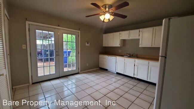 Building Photo - 2 br, 1.5 bath House - 631 Welston Cir