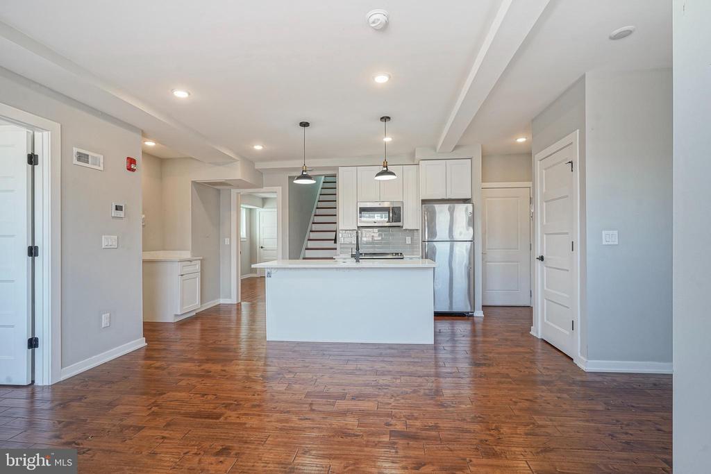 Foto principal - 1710 Cambridge St