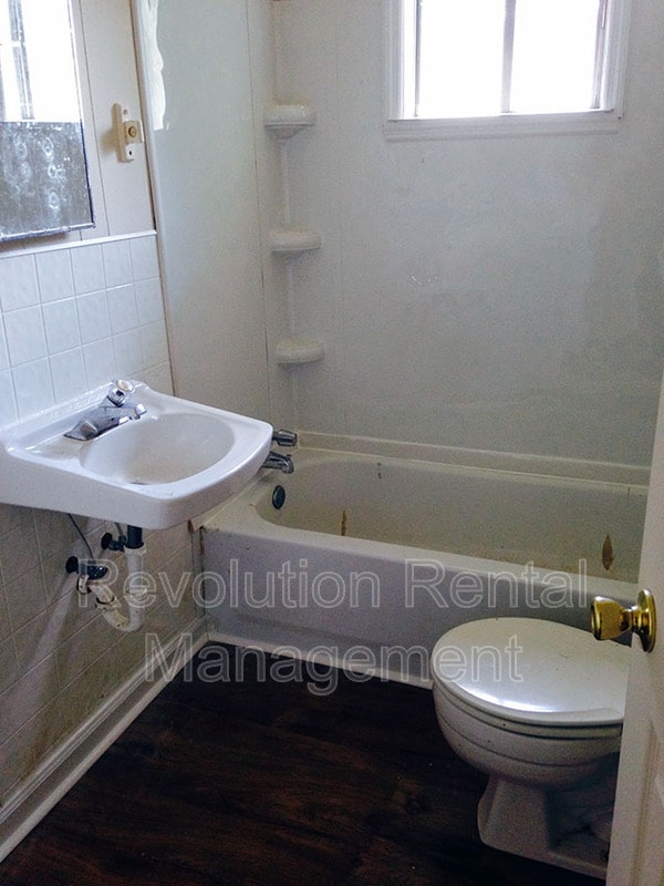 721 English St Unit B, Griffin, GA 30224 Condo for Rent in Griffin