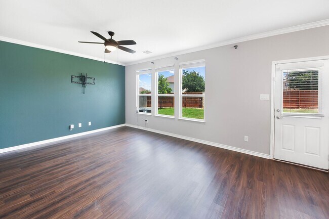 Building Photo - Well-Maintained 3-Bedroom Home – Ideal for...