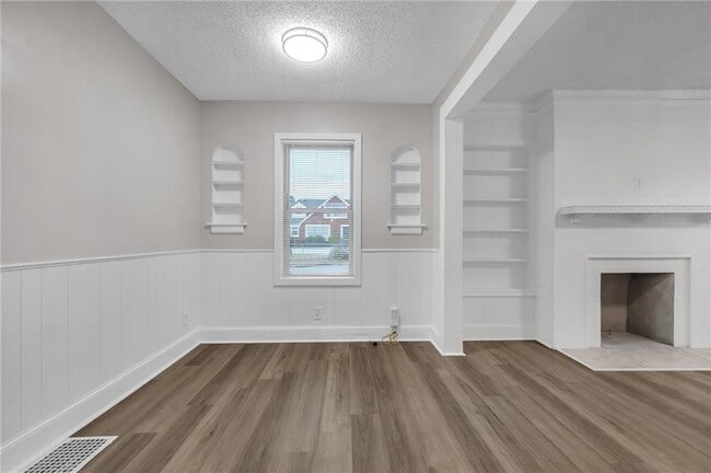 Foto del edificio - 1683 Candler Rd