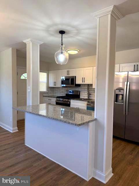 Foto del edificio - 3958 Oakford Ave