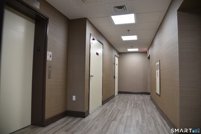 Foto del edificio - 32 Haviland St