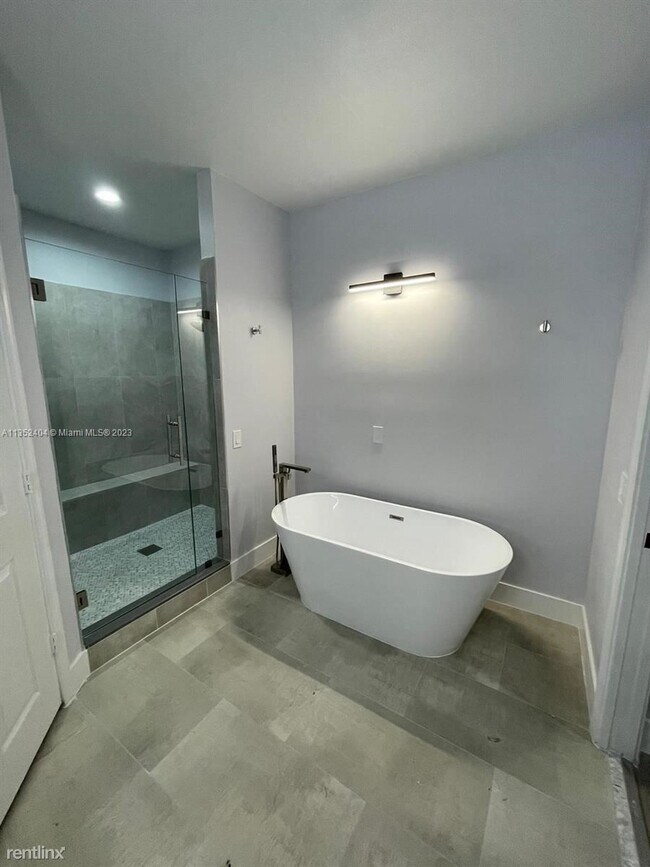 Foto del edificio - 2 br, 2 bath House - 1621 Passion Vine Cir...