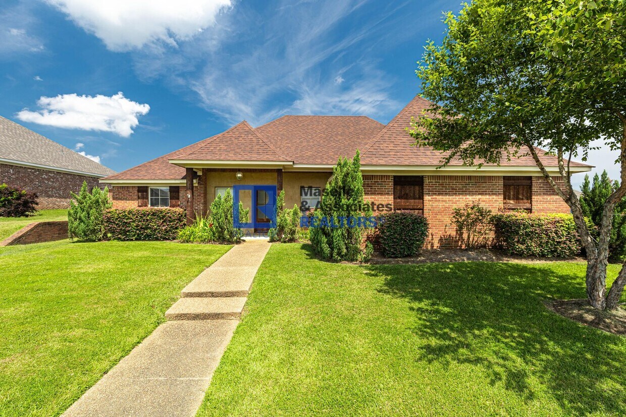 Foto principal - 3 Bed/2 Bath Home in Gluckstadt