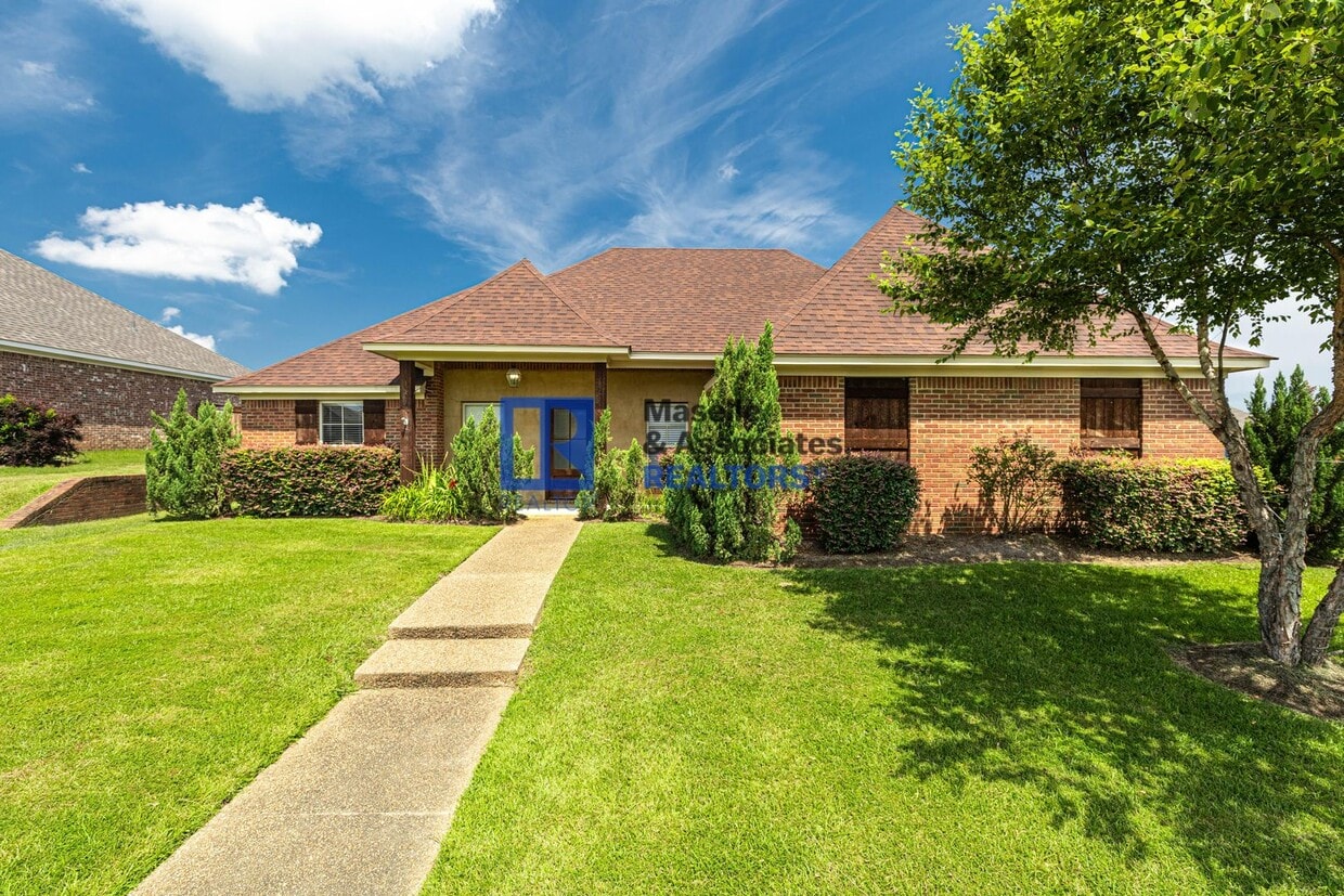 Primary Photo - 3 Bed/2 Bath Home in Gluckstadt