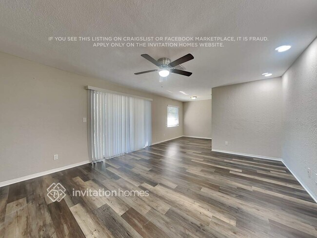 Foto del edificio - 3944 Porpoise Dr SE