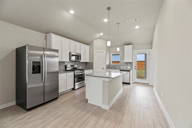 Building Photo - 21670 Sandy Dune Dr