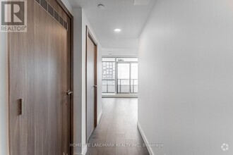 Building Photo - 38-4538 Widmer St