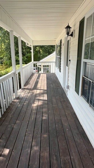 Foto del edificio - 3117 Holly Brook Cir