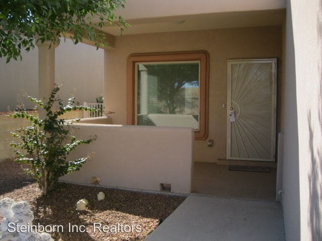 Building Photo - 2052 Cotton Ave