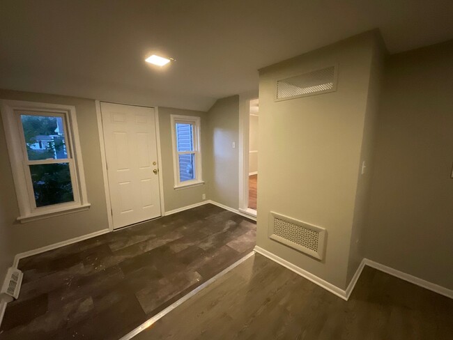 Foto del edificio - 610 E 266th St