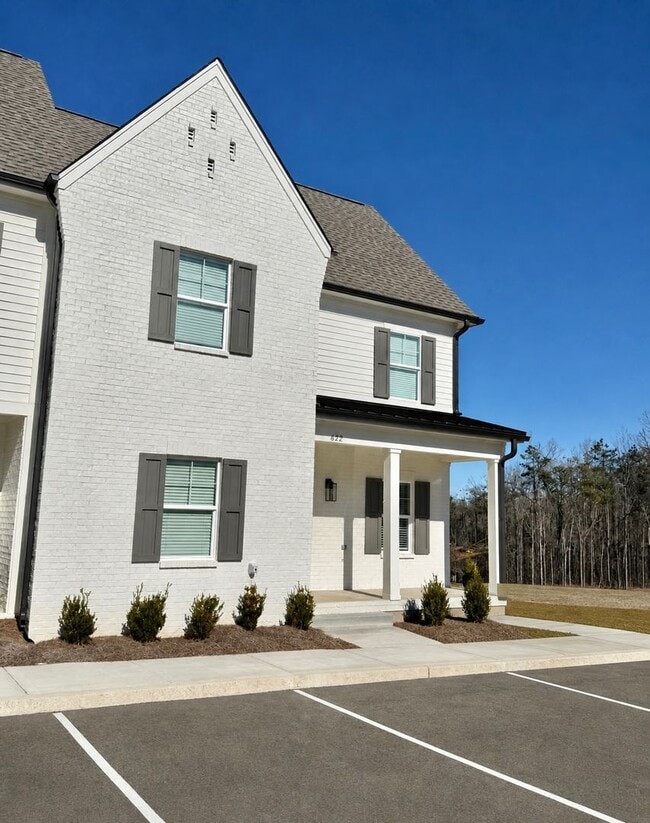 Building Photo - 624 Cottage Grv Cir