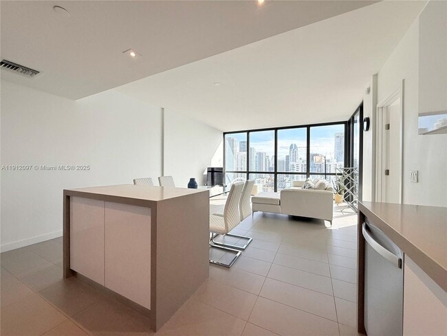 Foto del edificio - 1600 NE 1st Ave