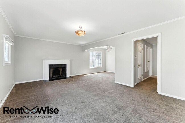 Foto del edificio - 1121 Killarney Ln