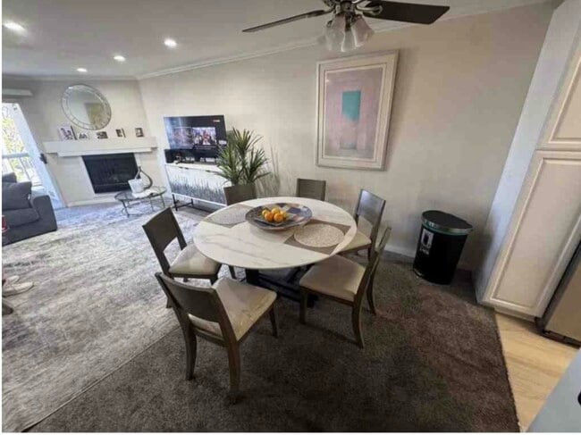 Dining Room - 5545 Canoga Ave
