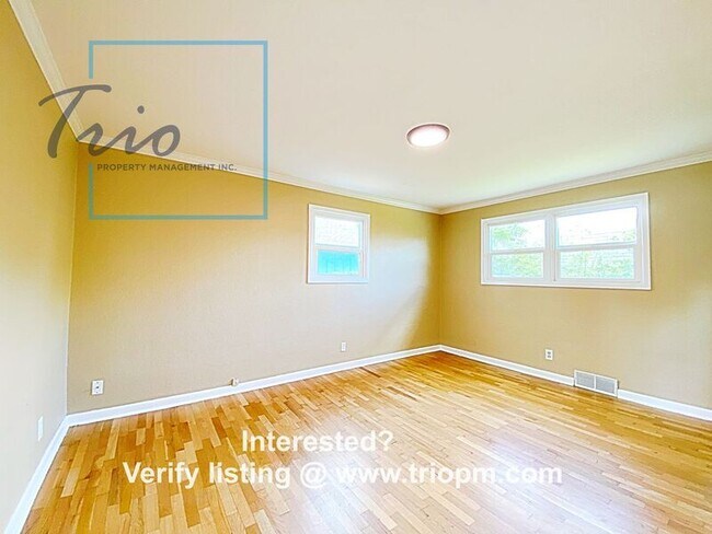 Building Photo - 1099 Arcadia Dr