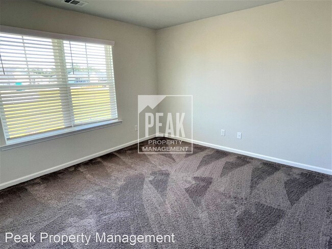 Building Photo - 3 br, 2 bath House - 101 Allen Ct.