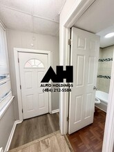 Building Photo - 110 N 13th St