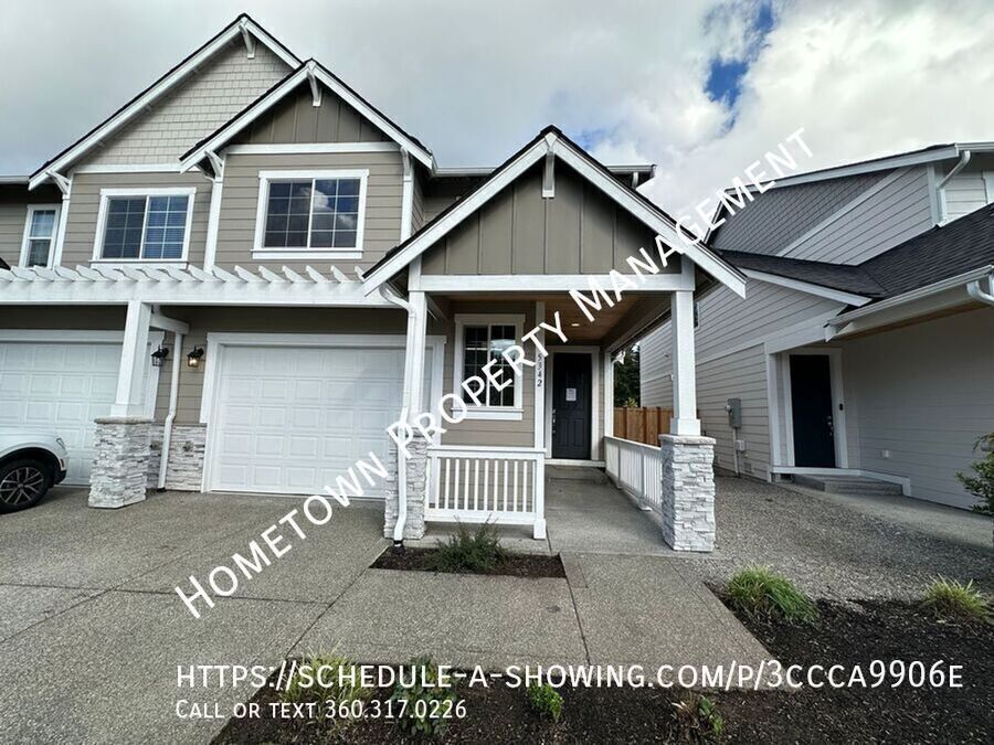 Foto principal - Gorgeous 4 Bedroom Townhome in Lacey - Ava...