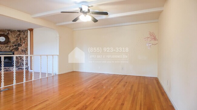 Building Photo - 35893 Blair Pl