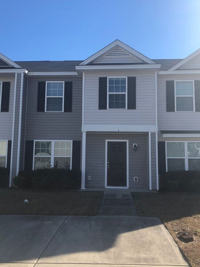 Building Photo - 4 Bearing Cir