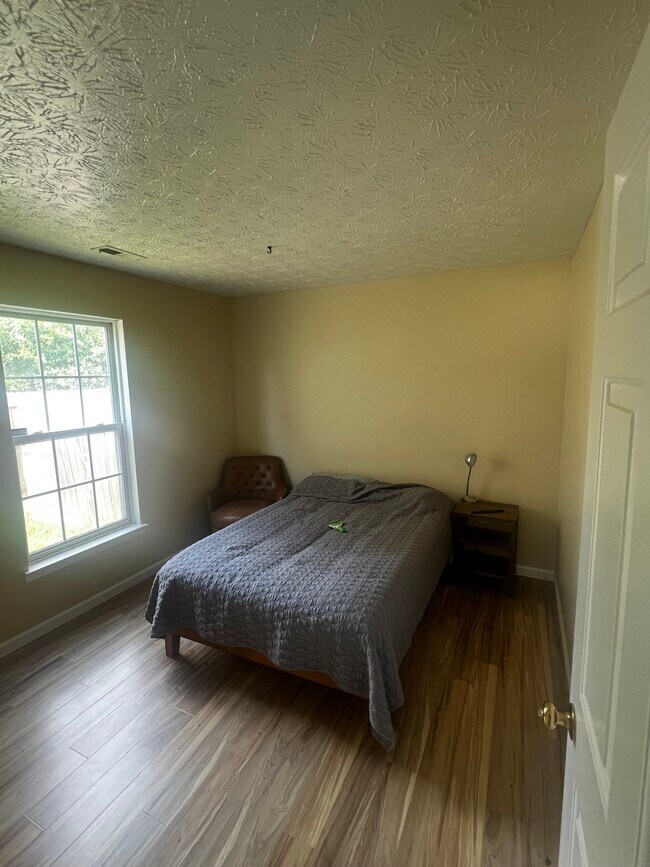 Foto del edificio - 5208 Brookmill Ct
