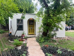 Building Photo - 5009 Avenue G