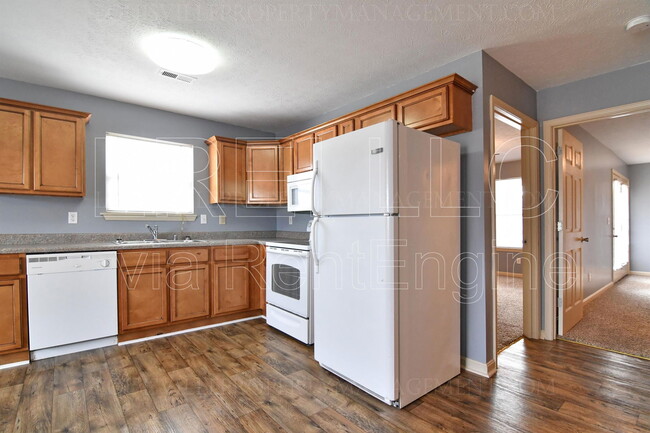 Foto del edificio - 304 Keeneland Dr