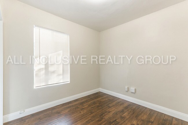 Building Photo - 7325 Sidney Dr