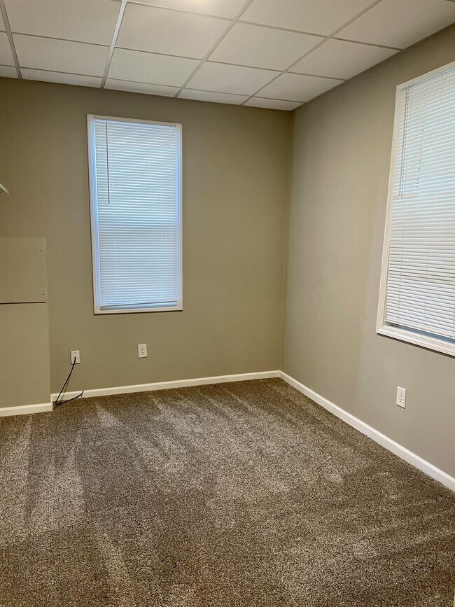 Foto del edificio - 6067 Linfield Ave SE