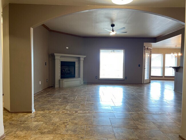 Foto del edificio - Stunning Midwest City Gem