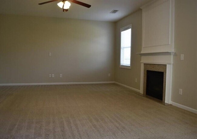 Building Photo - 3327 Edenridge Ct