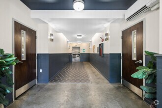 Lobby - Midtown Place