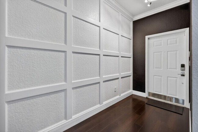 Foto del edificio - 203 E Thatch Palm Cir