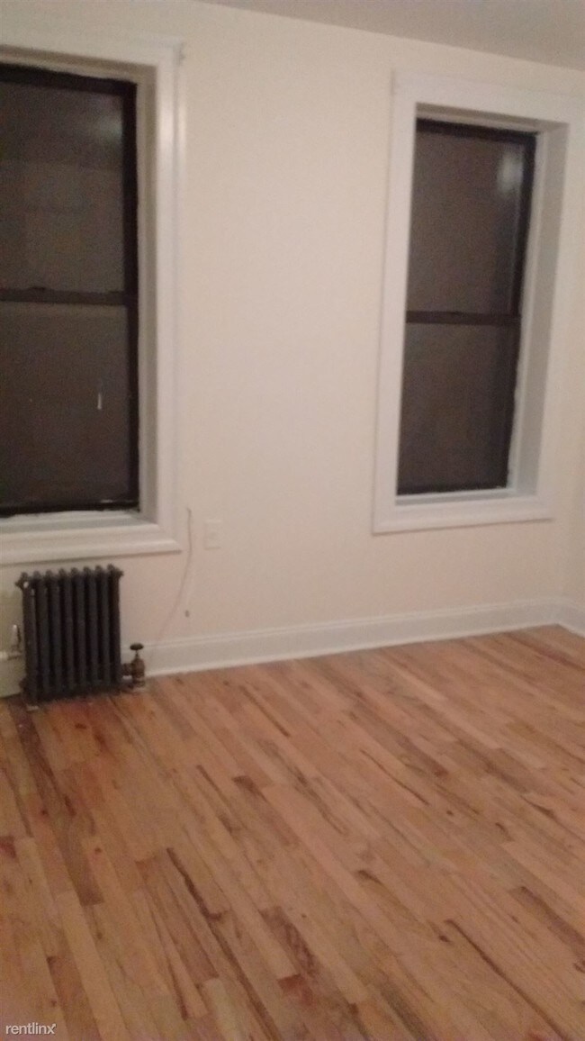 Building Photo - 2 br, 1 bath  - 700 W 176th St