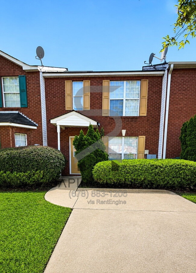 Building Photo - 5554 Strathmoor Manor Cir