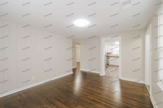 Building Photo - 9713 Rice Ave