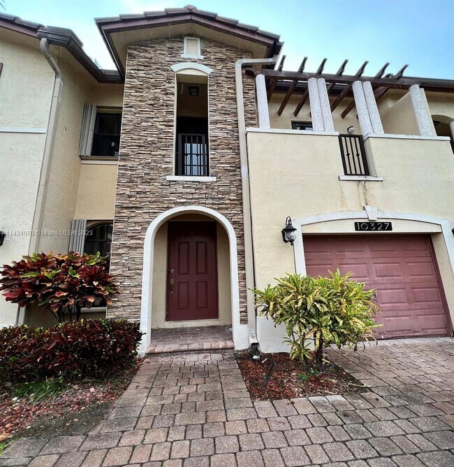 Foto del edificio - 10327 NW 30th Terrace