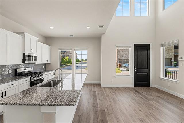 Foto del edificio - 4526 Cinema St