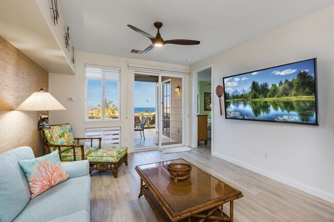 Building Photo - Furnished 2 Bedroom Condo in Town!