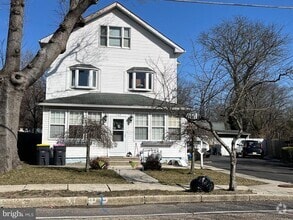 Building Photo - 132 Haddon Ave