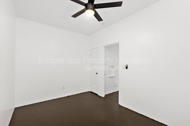 Building Photo - 2664 Sixth Avenue