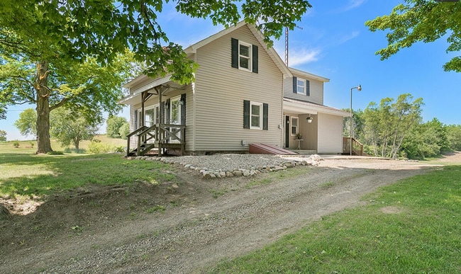 Foto del edificio - Beautiful Farmhouse in Hastings on over 3 ...