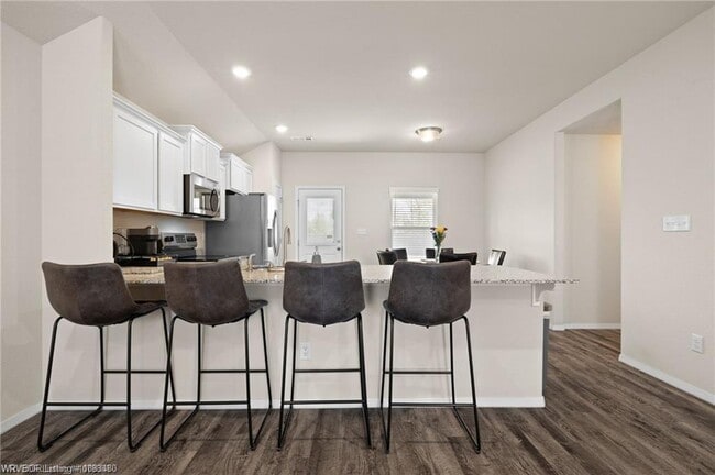 Foto del edificio - 9024 Hayward Rd