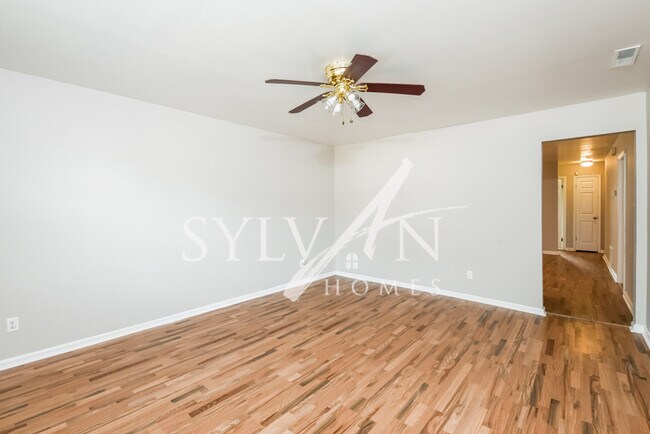 Foto del edificio - Feel welcome and comfortable in this charm...