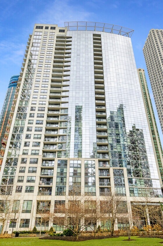 Primary Photo - 201 N Westshore Dr