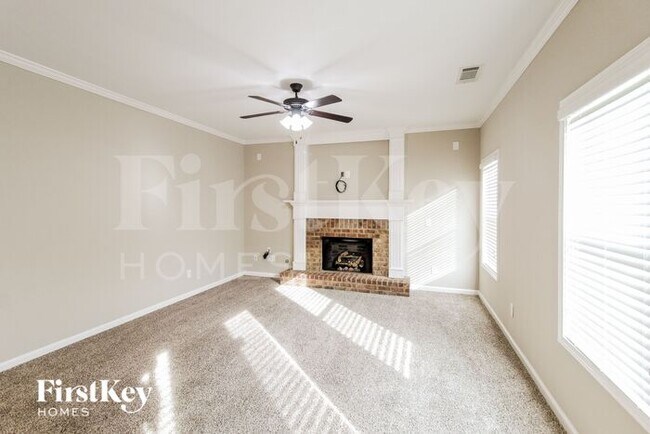 Foto del edificio - 365 White Birch Ln