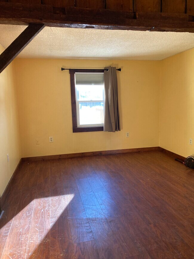 Foto del edificio - 881 Main St